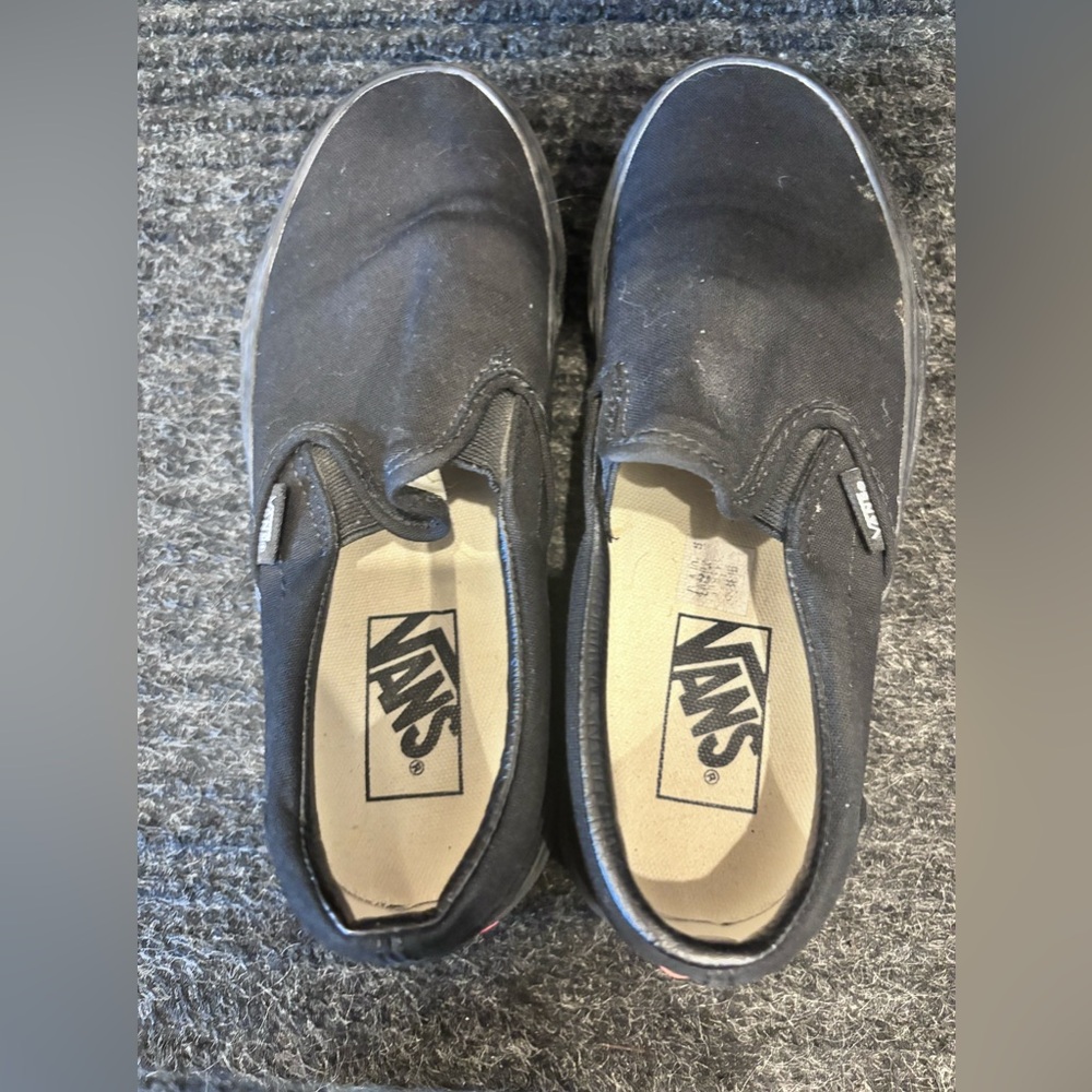 Vans - Picture 5 of 6